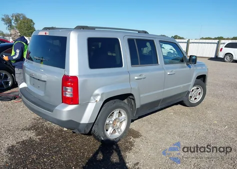 2014 Jeep Patriot Sport z USA, uszkodzony, nr VIN 1C4NJPBA0ED618923